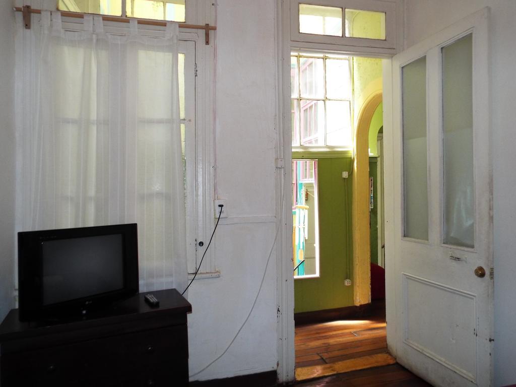 Hostal Casa Verde Limón Valparaíso Quarto foto